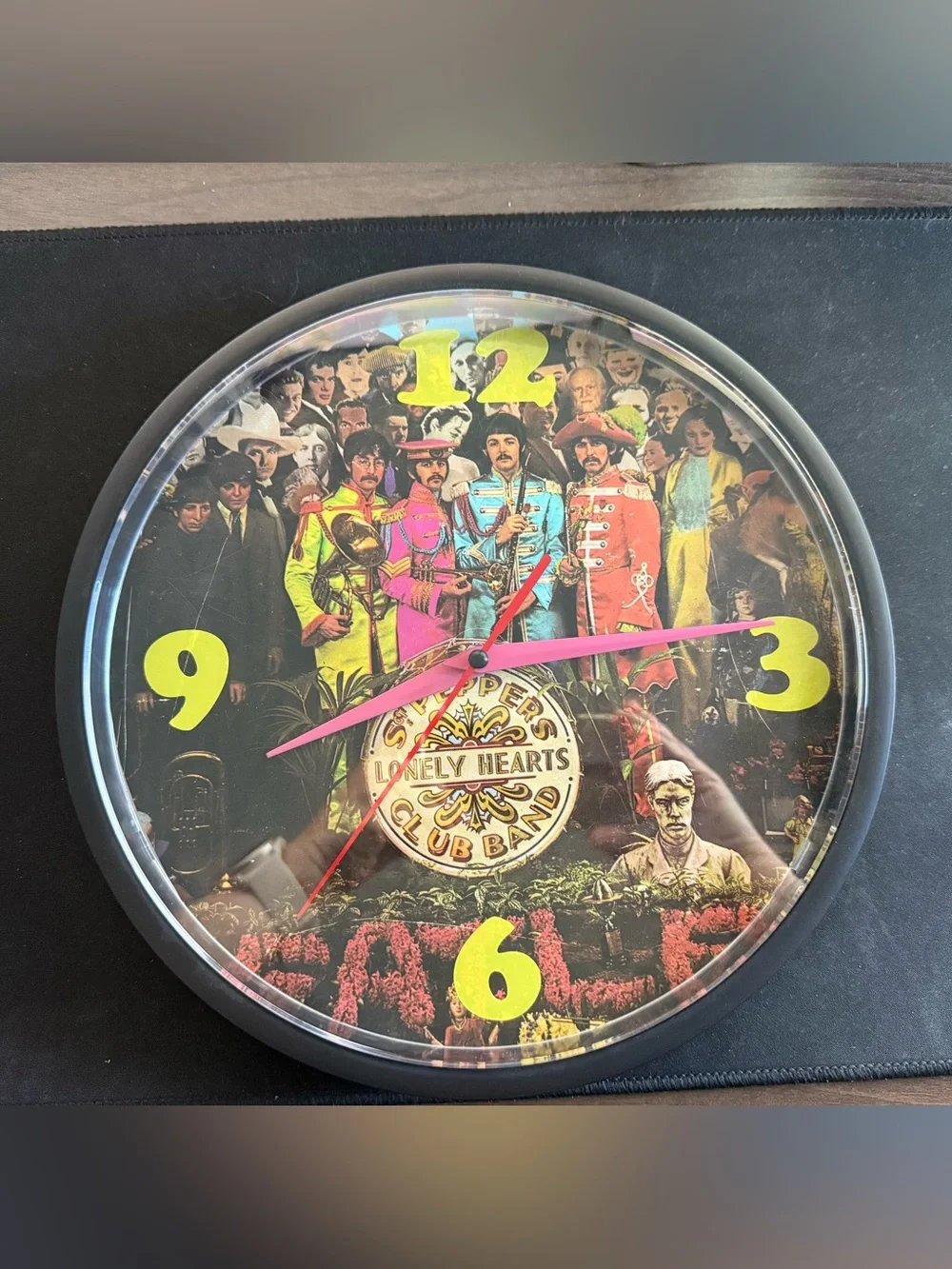 The Beatles Sgt Pepper Wall Clock Psychedelic Pop Art Retro Decor